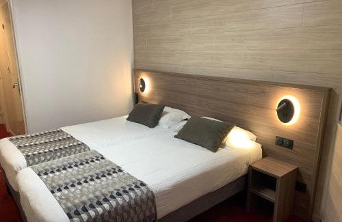 Embrun Hotel | Logis Hotel Le Lac