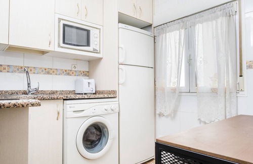 Casablanca Apartment | LOIRA LA VIA: Charm in Residential Area