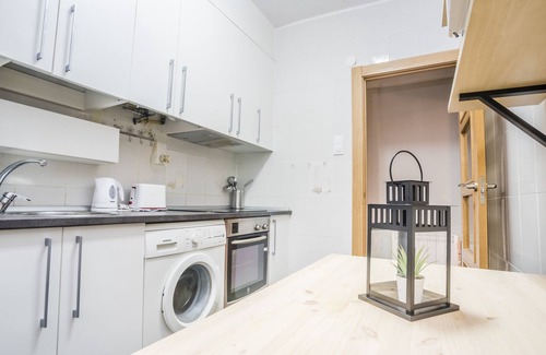 Delicias Apartment | LOIRA VILLA ANDORRA: Comfort in University Zone