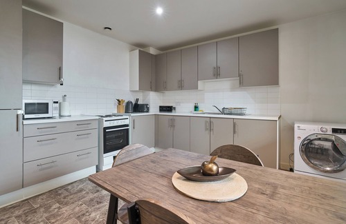 Golborne Apartment | London Lux