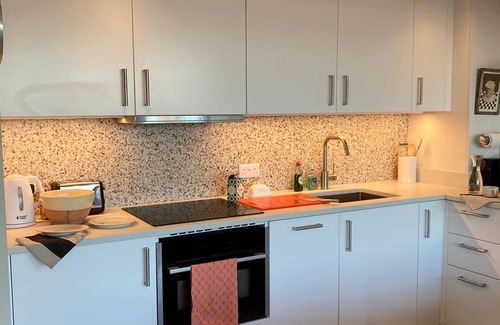 Camden Condo | London Skyline Apartment - Fabulous Views!