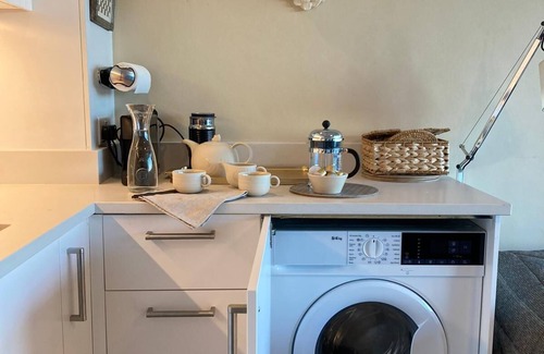 Camden Condo | London Skyline Apartment - Fabulous Views!