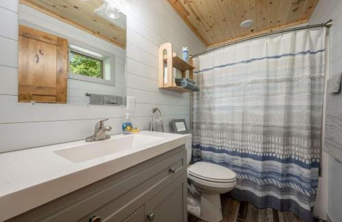 Cohasset House | Long Lake Lookout, Dog Friendly