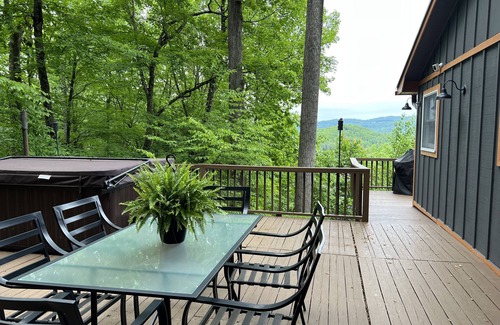 Frank House | Long range views. Sleeps 10! Hot tub, game tables and close to everything!