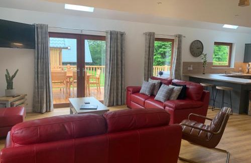 Newton Stewart Ski Chalet | Lord Galloway 37 with Hot Tub