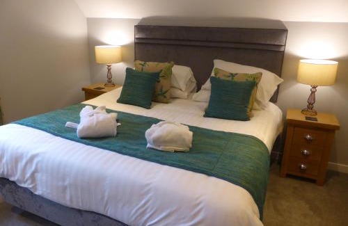 Newton Stewart Ski Chalet | Lord Galloway 37 with Hot Tub