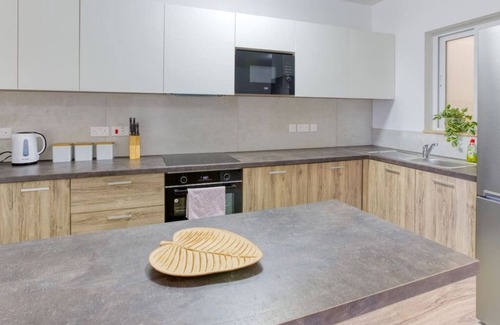 Mgarr Apartment | Lovely 3BR Apt w/Private Balcony & Views in Mgarr