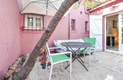 Les Brugassieres Apartment | Lovely apartment in Le Plan-de-la-Tour