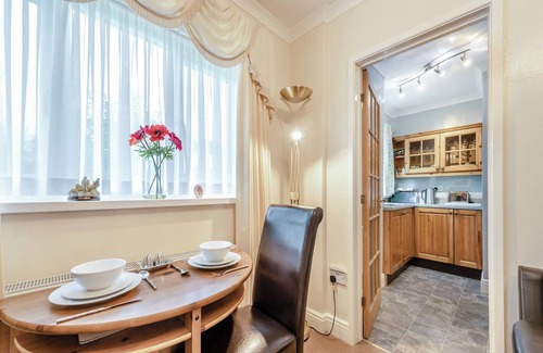 Oakford Cottage | Lovely bungalow situated on a fishery just 4 miles from Aberaeron harbour town.