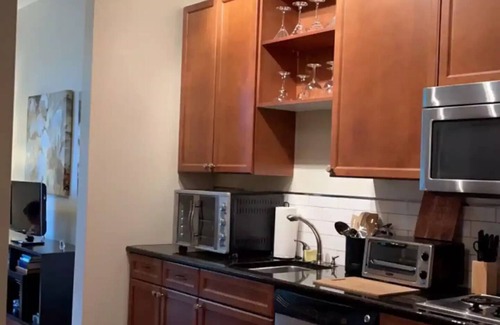 NoDa Condo | Lovely Condo in the Very Heart of NoDAn