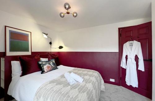 Reading House | Lovely Double Room in Terrace Home - University Hospital City Centre