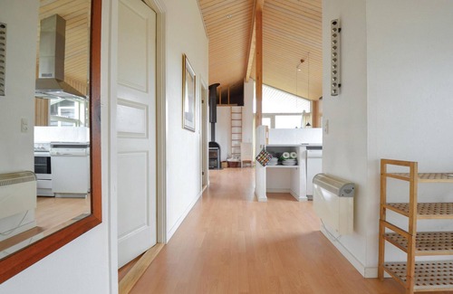 Lyngsbæk Strand House | Lovely home in Ebeltoft with WiFi