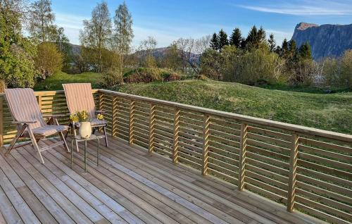 Hyllestad House | Lovely Home In Sørbøvåg