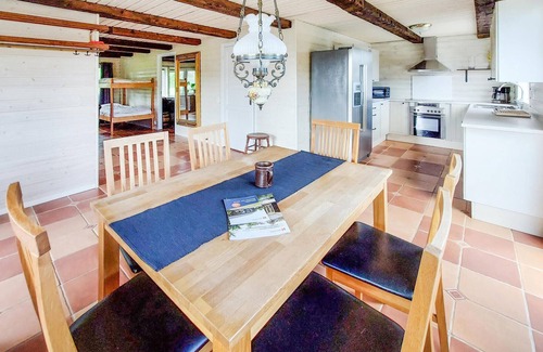 Vastra Torup House | Lovely home in Västra Torup with WiFi
