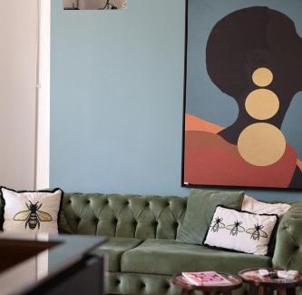 Besancon House | Lovely House