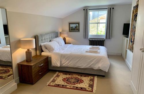 Queenstown Apartment | Lovely newly refurbished apartment in Battersea