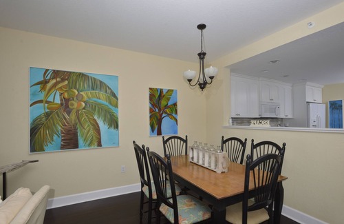 Indian Rocks Beach Condo | Lulu's NEW WATERFRONT RARE 2 BAL 2 BD, 2 BA, SLEEPS 8-4 DAILY WATER PARK PASSES