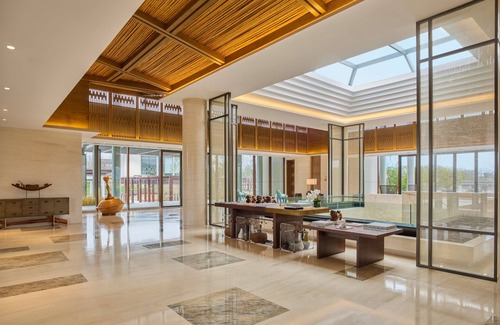 Jiujiang Resort | Lushan West Sea Resort, Curio Collection by Hilton