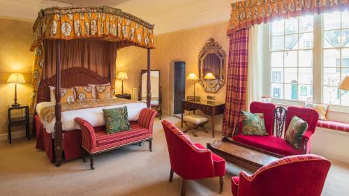 Dunster Hotel | Luttrell Arms