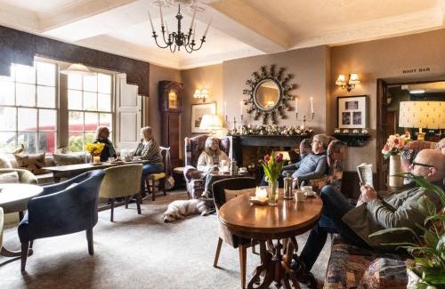 Dunster Hotel | Luttrell Arms