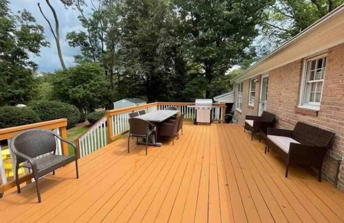 Colesville House | Lux Family Xcape with HotTub, Fireplace, Deck, BBQ