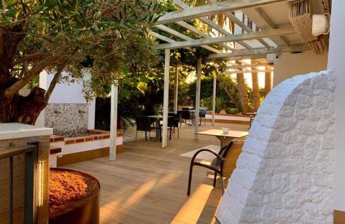 Cap Martinet Hotel | Lux Isla