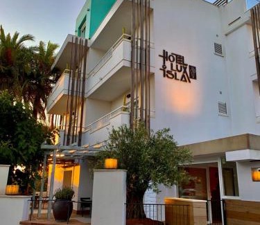 Cap Martinet Hotel | Lux Isla