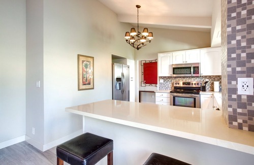 Rancho Mirage Villa | Luxe Retreat: Rancho Mirage Villa w/Pool Access!