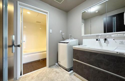 Minami Ward Apartment | Luxes by b hotel - 2Br Apt for 10ppl Very Good Location