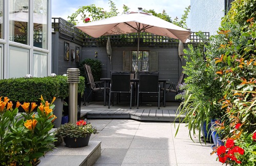 Chingford House | Luxurious 3 double bed property, all ensuite, plus sauna, steam room, hot tub