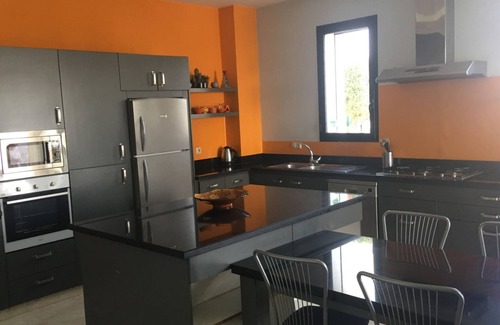 Agadir Villa | Luxurious 7 bdrms Pool Villa T72024