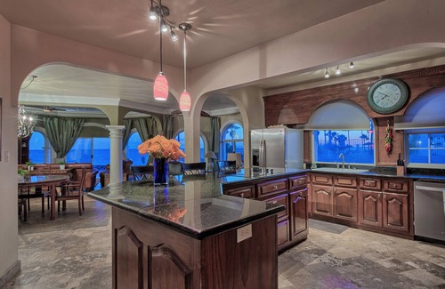 Puerto Penasco House | Luxurious Beachfront house on the water, Private Jacuzzi, Sauna, Grill, Firepit