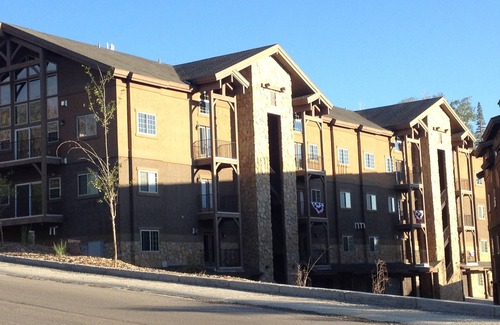 Brian Head Condo | Luxurious Condo Home - Great Mountain Get-Away