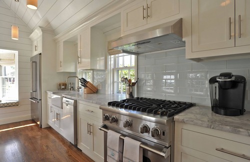 Nantucket Town Cottage | Luxurious Harbor View “Eliza” Cottage! Next To White Elephant!