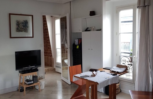 Montparnasse Apartment | Luxurious studio full Sky