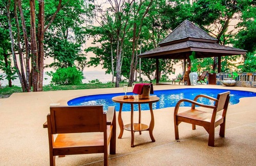 Nuea Khlong Villa | Luxury 2 Bedroom Pool Villa Baan Ton Sai !