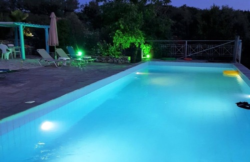 Avia Villa | Luxury 5 Bedroom Villa ,private pool ,Air-conditioning. Spectacular Sea Views.