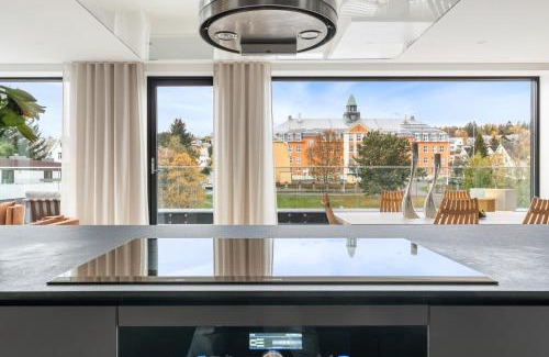 Tromso Apartment | Luxury Apartment Downtown Tromsø with 2 Bedrooms and 2 Bathrooms and Parking