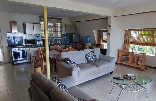 Morcellement Raffray Condo | Luxury Apartment on the beach at Albion.