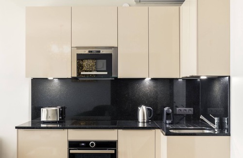 Les Halles Apartment | Luxury Apartment Paris Louvre III