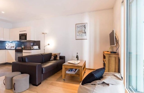 Montreux City Centre Apartment | Luxury apartment sleeps 2/3 in the centre with large terrace