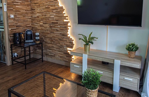 La Croix des Gardes Apartment | Luxury apartment, swimming pool, multisport, beach