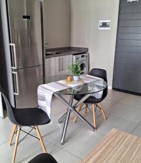 Greater Johannesburg Metropolitan Area Apartment | Luxury Apartments