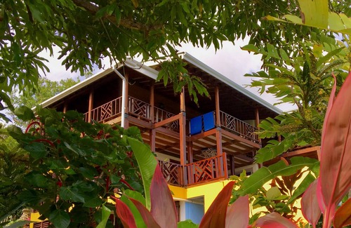 Calibishie Villa | Luxury Caribbean home with pool and spectacular ocean views & Charming Cottage
