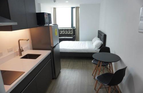 Downtown Apartment | Luxury Condo at Century Spire in Central Makati