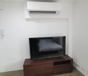 Downtown Apartment | Luxury Condo at Century Spire in Central Makati