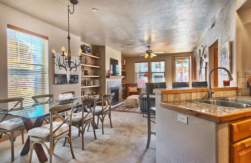 Kimball Junction Condo | Luxury condo, Walk to Restaurants, King & Q. beds, 2 bikes, private gar. & grill
