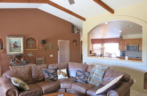 Saddle Ridge West House | Luxury Estate Main House, Santa Fe Walls & Kiva Fireplace, Close to Town