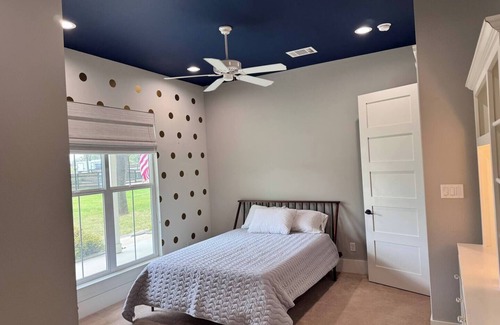 Weatherford Other | Luxury Farmhouse in Weatherford