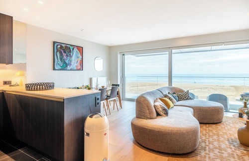Sint-Idesbald Apartment | Luxury flat with stunning sea views